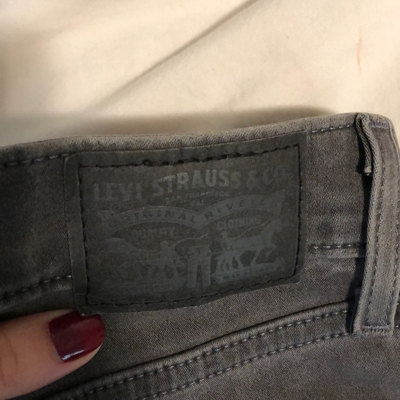 Levi’s Skinny Jeans - Picture 2 of 8